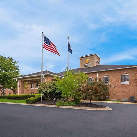 Comfort Inn & Suites Fenton Экстерьер фото