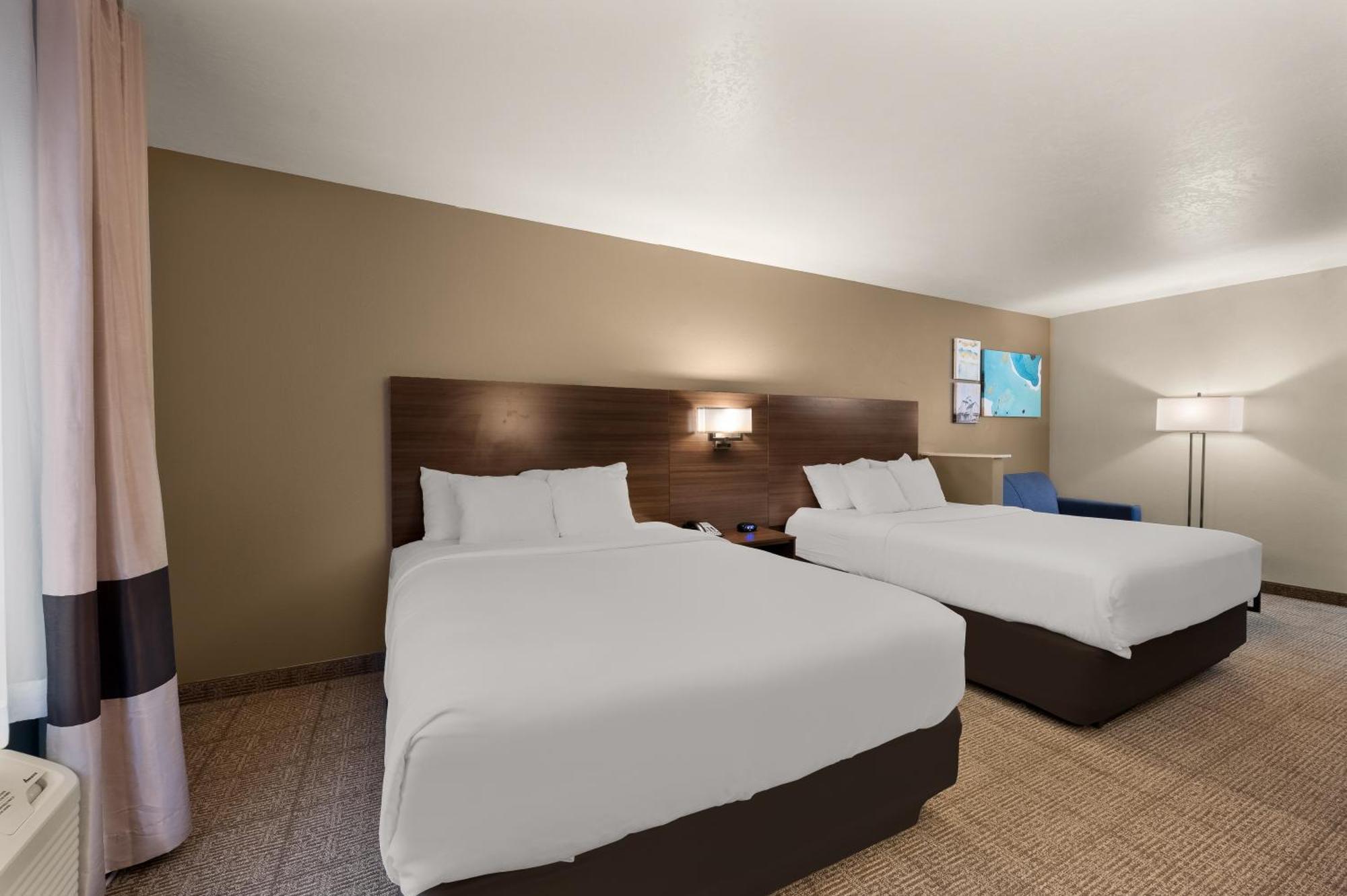 Comfort Inn & Suites Fenton Экстерьер фото