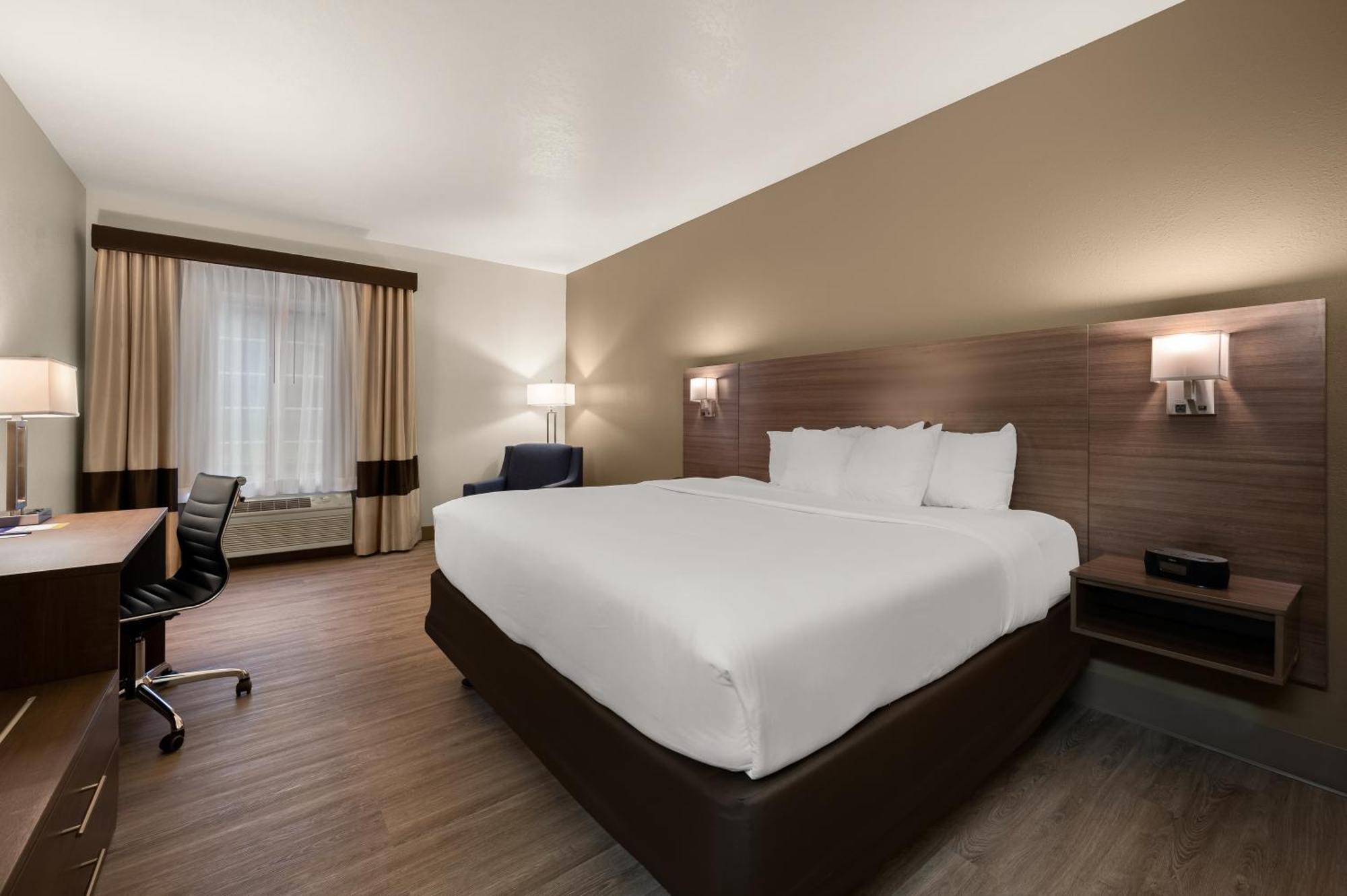 Comfort Inn & Suites Fenton Экстерьер фото