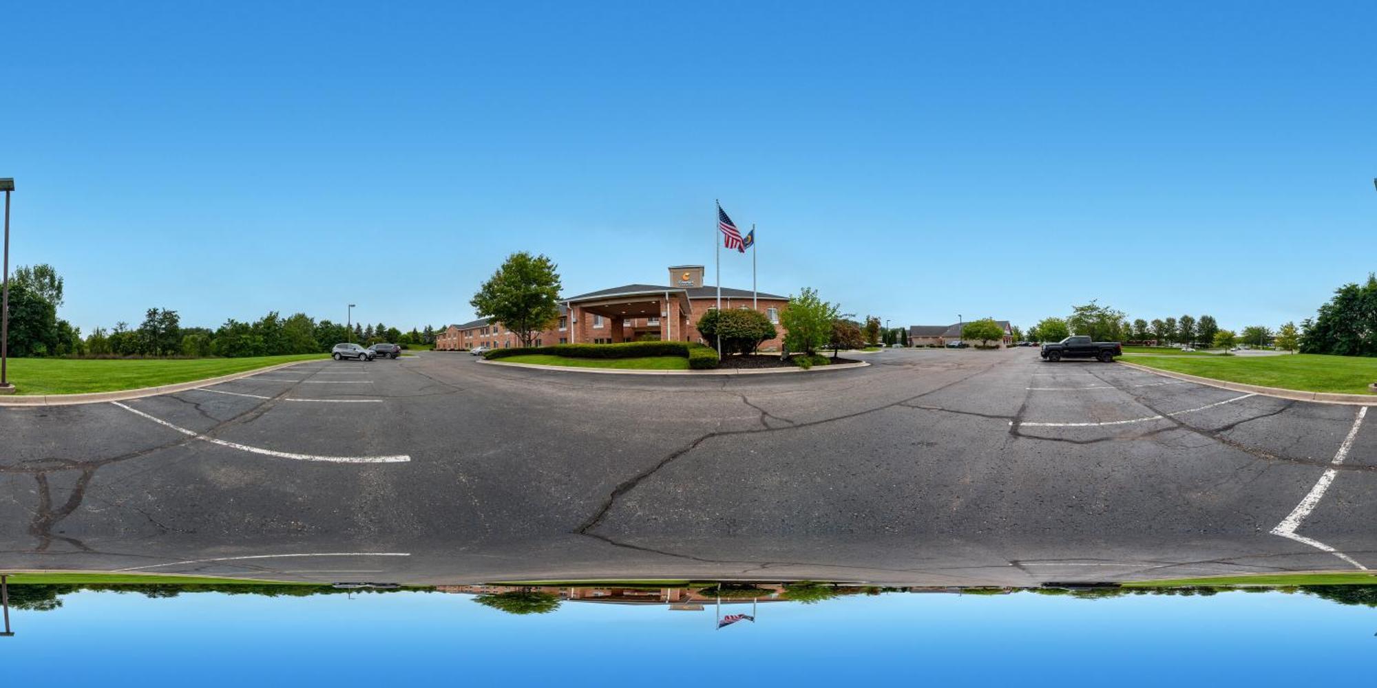 Comfort Inn & Suites Fenton Экстерьер фото